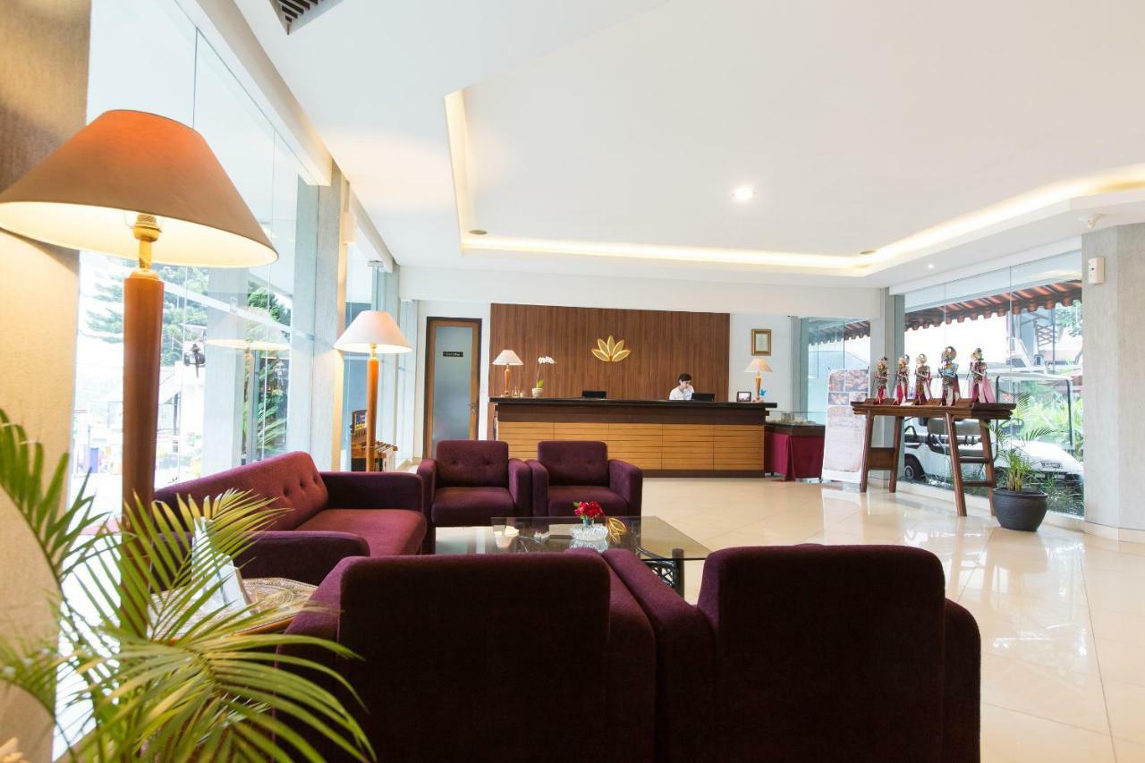 Gumilang Regency Hotel Μπαντούνγκ Εξωτερικό φωτογραφία